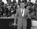 Brad Pitt er i Cannes for at promoverer Wolfgang Petersens næsten tre timer lange storfilm 'Troja'. - Foto: AP 