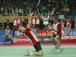 De danske verdensmestre i herredouble, Jonas Rasmussen og Lars Paaske, bragte balance i regnskabet. - Foto: AP 