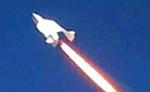 Det bemandede rumfartøj SpaceShipOne nåede 64 kilometer ud irummet og vendte sikkert tilbage til Jorden. - Foto: Scaled Composites 