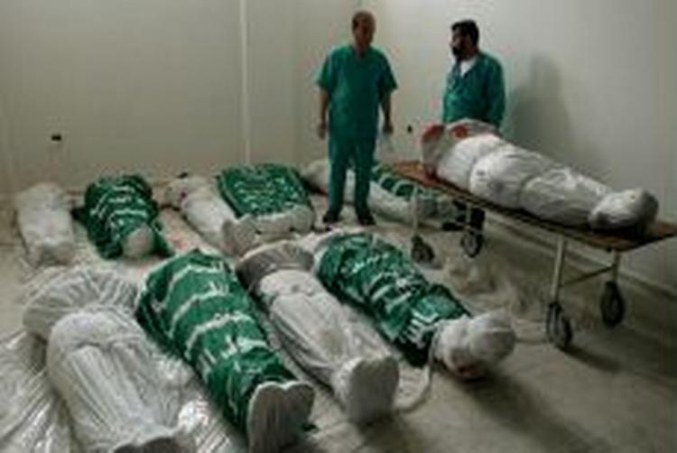 12 palæstinensere i Rajaf er dræbt. - Foto: AP 