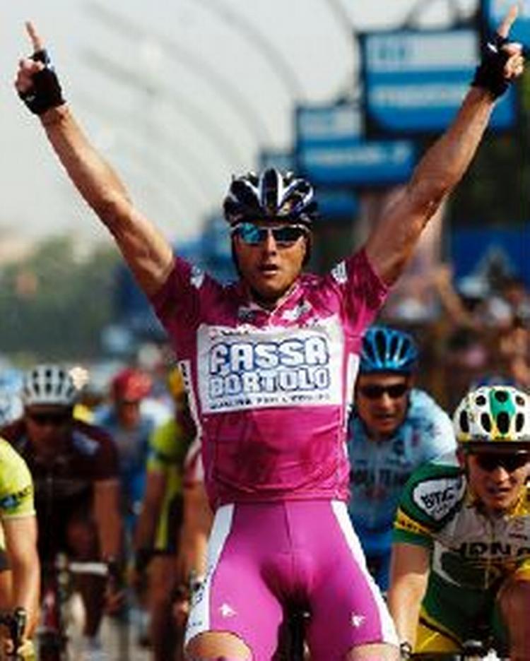 Alessandro Petacchi - nu med seks etapesejre i årets giro. - Foto: AP 