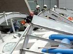 Det er endnu uklart, hvorfor taget styrtede ned. - Foto: AP 