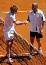 Andre Agassi ude af French Open. - Foto: AP 
