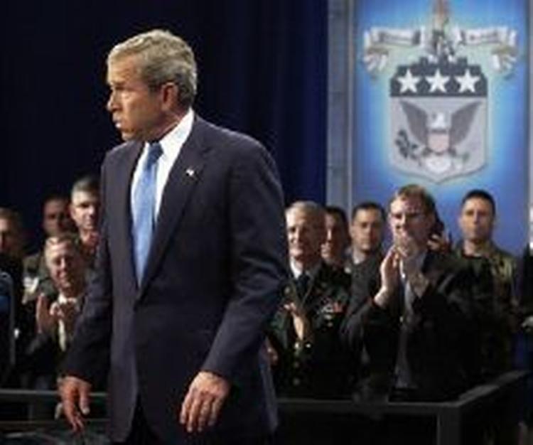 Bush vil gerne have revet Abu Ghraib-fængslet ned. - Foto: AP 