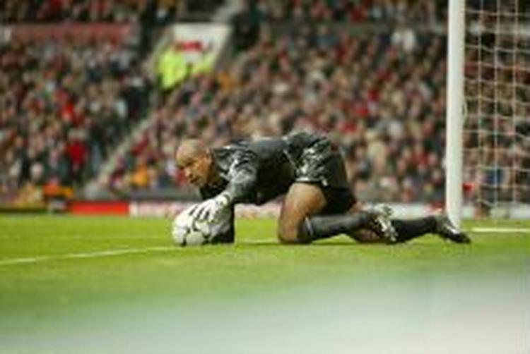 Tim Howards agent fik otte millioner for salget. - Foto: AP 