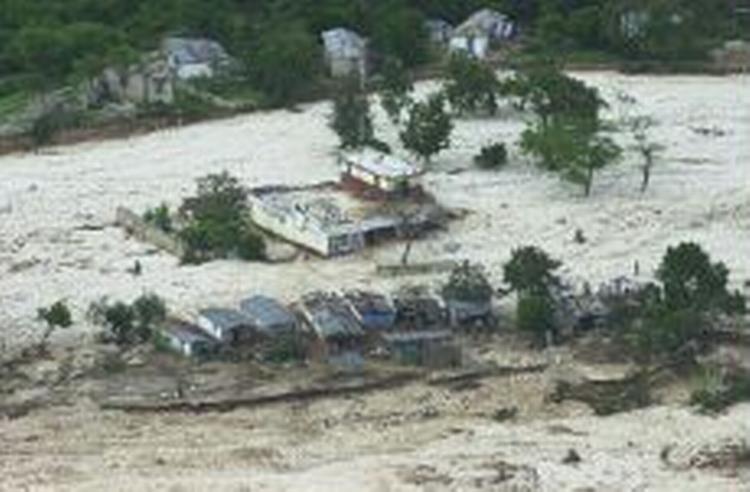 Dødstallet i Haiti skønnes at ligge på 1660. - Foto: AP 