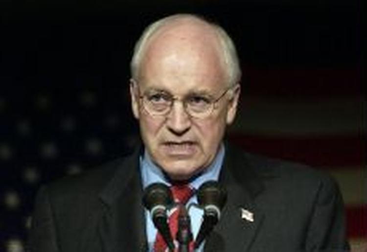 Vicepræsident Dick Cheney regnes som en af høgene i Bush-regeringen. - Foto: AP 