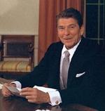 Reagan i det ovale værelse i Det Hvide Hus i januar 1981, i begyndelsen af hans første præsidentperiode. - Foto: AP 