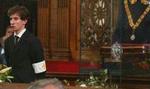 Det lille prinsehjerte har de seneste dage været opstillet i Saint-Denis-kirken. - Foto: AP 