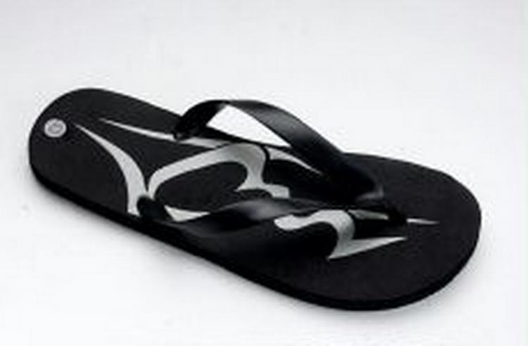 Den omstridte sandal. - Foto: Hilde Lillejord 