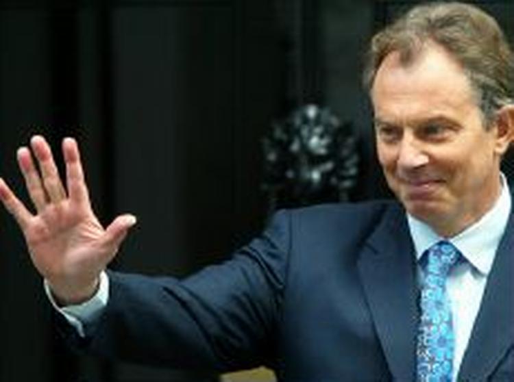 Tony Blair erkender, at Irak har en del af skylden for Labours tilbagegang. - Foto: AP 