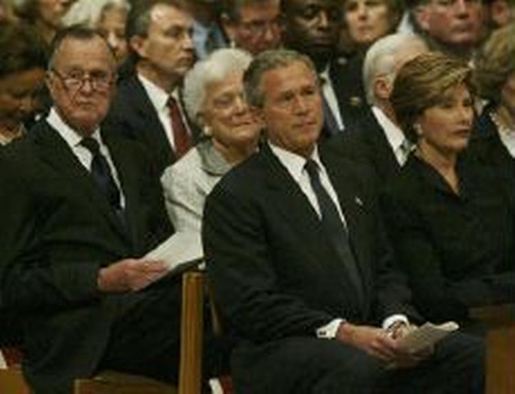 Præsident George W. Bush i Katedralen. - Foto: AP 