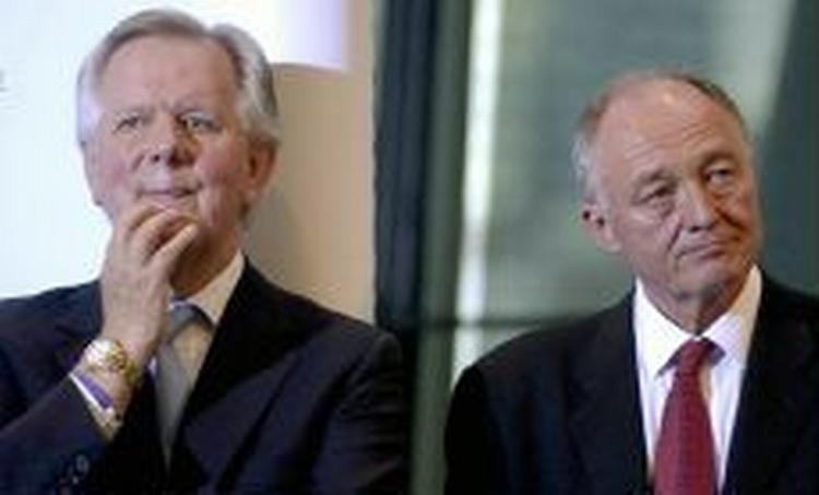 Ken Livingstone fra Labour (th) og den konservative modkandidat, Steve Norris (tv). - Foto: AP 