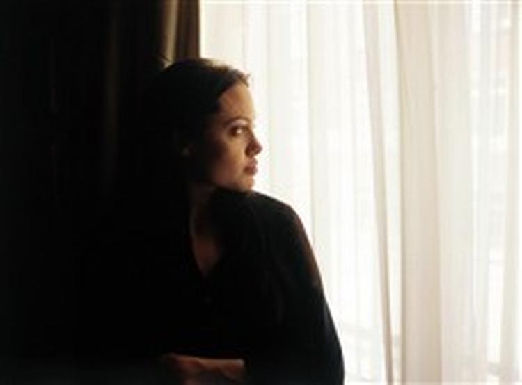 Angelina Jolie har fået et nyt syn på verdens problemer, og hvad der i virkeligheden er et vildt liv. - Foto: Yoram Kahana 