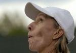 Navratilova ser mod de truende skyer. - Foto: AP 