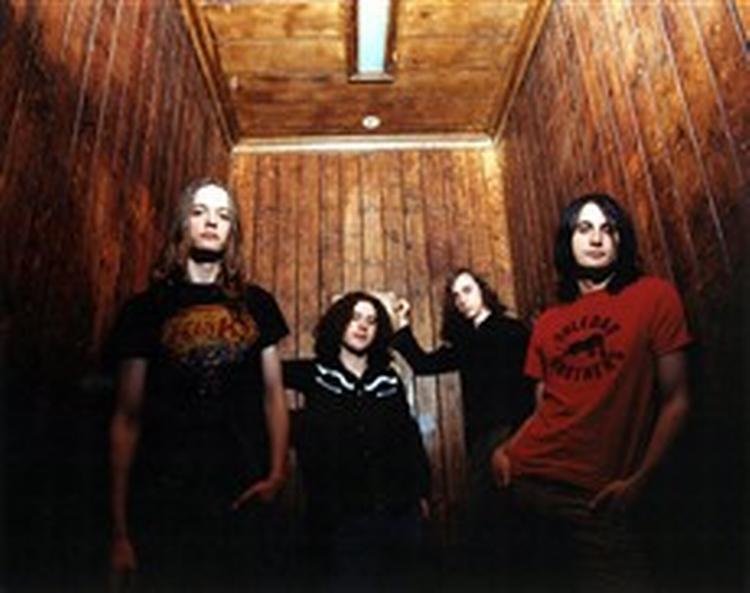 The Datsuns er ikke bare endnu et designerband i slipstrømmen af den nye rockbølge. Inden gennembrudet for to år siden har bandet fra Cambridge på Nordøen i New Zealand været i gang længe og blandt andet v&amp;amp;aeli 