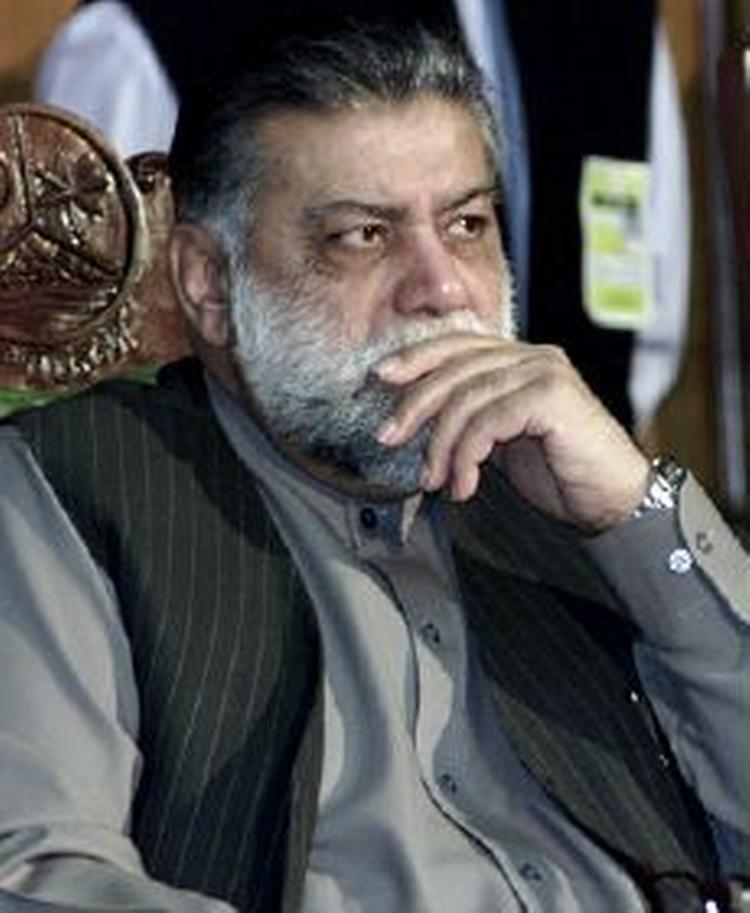 Zafarullah Khan Jamali (billedet) gik af efter et møde med præsident Musharraf. - Foto: AP 