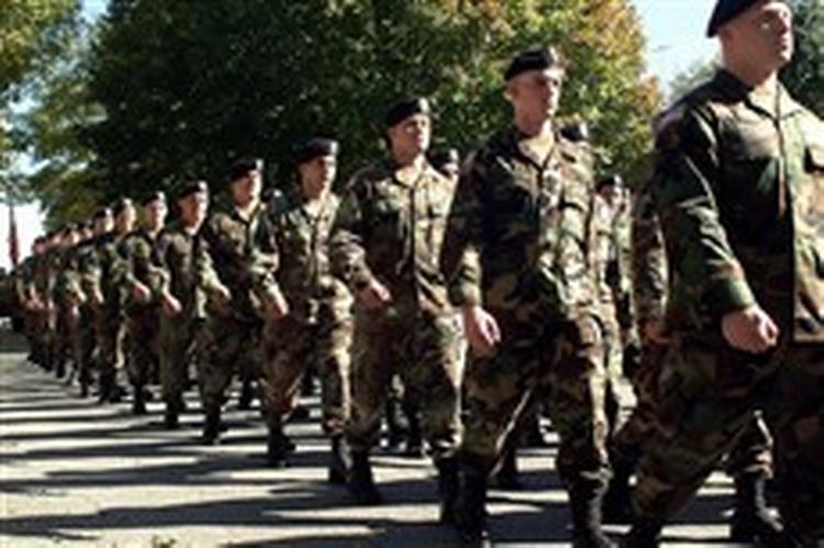 Amerikanske ingeniørtropper i Kosova. - Foto: AP 