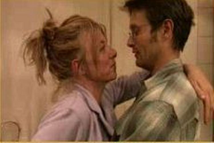 Parika Steen og Mads Mikkelsen i Eslker dig for Evigt. - Foto fra filmen 
