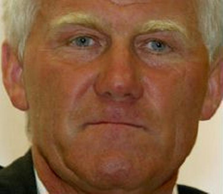 Morten Olsen har kontrakt med DBU frem til 2006. - Arkivfoto: AP 