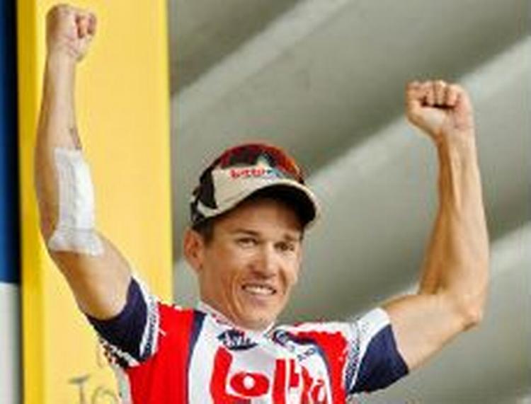 Robbie McEwen vandt sin anden etapesejr i årets Tour de France. - Foto: AP 