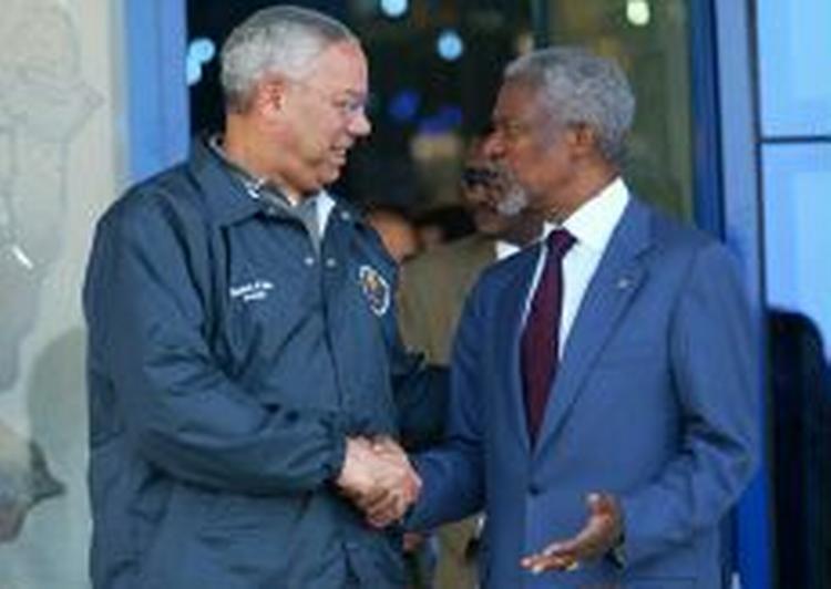 FN's generalsekretær, Kofi Annan, og den amerikanske udenrigsminister, Colin Powell, mener ikke, at regeringen i Sudan gør nok for at bremse konflikten i Darfur. - Foto: AP 