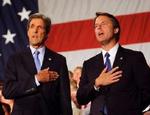 John Edwards (th.) er udset til at blive John Kerrys (tv.) vicepræsident, men jobbet er et godt springbræt til præsidentposten. - Foto: AP 