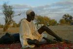Konflikten i Darfur har fordrevet op mod en millioner mennesker fra deres hjem. Sudans regering siger nu, at den godt selv kan klare krisen og truer med gengældelse, hvis udenlandske tropper griber ind. - Foto: AP 