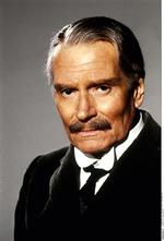 Afdøde Laurence Olivier spiller superskurken Dr. Totenkopf i en ny film, der kommer til september.   Foto: Cinetext Bildarchiv 