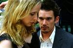 Franske Julie Delphy som Celine mødes med amerikanske Jesse - Ethan Hawke. I ni år har deres tanker kredset om deres første møde. - Foto: Sandrew/Metronome 
