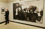 I februar var der en større Magnum-udstilling på Bymuseet i New York, hvor et større udvalg af Cartier-Bressons fotografier var udstillet. - Foto: AP 
