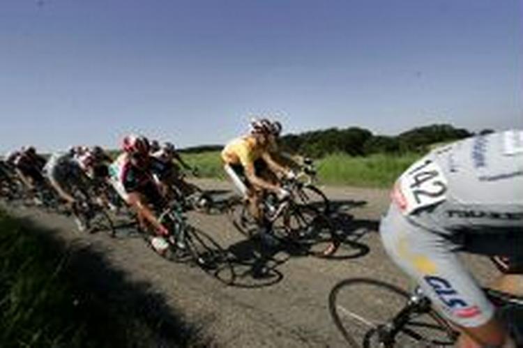 Jens Voigt forsvarede sin gule trøje på dagen etape. - Foto: Claus Bonnerup 