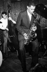 Dexter Gordon flyttede til Danmark for at blive mr. Dexter Gordonsen, som her ses i Montmartre med en ung Niels Henning Ørsted Pedersen på bas. - Arkivfoto 