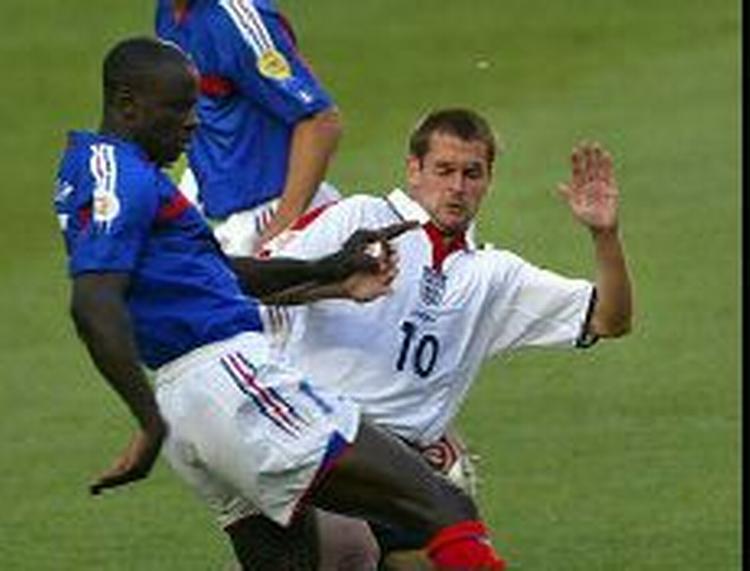 Den engelske landholdsangiber forenes med landsmanden David Beckham i Real Madrid. - Foto: AP 