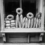 GODE KRUMMER. Baguetten er en uundværlig del af det franske hverdagsliv. Foto: Francis Hammond 