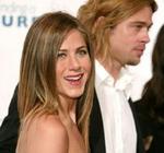 Ikke alene har Jennifer Aniston scoret Brad Pitt, hun har også hentet boksen på sin medvirken i tv-serien Friends. - Foto: APA! 