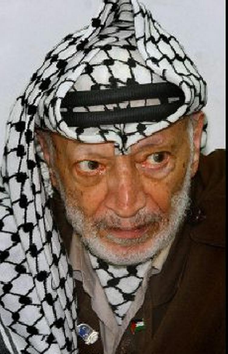 Arafat kritiseret for at komme for sent med sine reformer. - Foto: AP 
