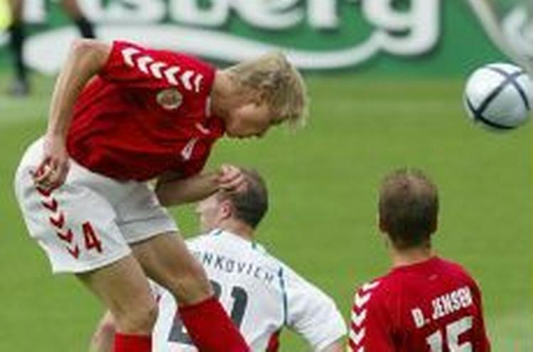 Knæproblemer tvinger Laursen til afbud. - Foto: AP 
