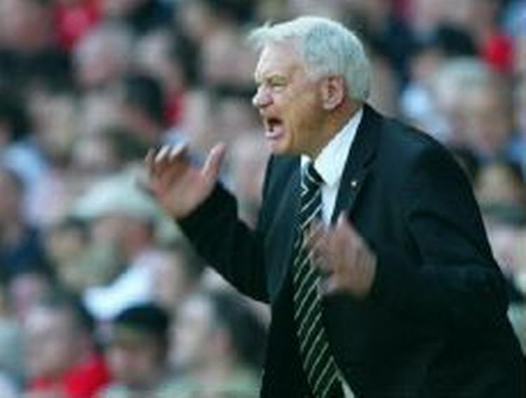 Newcastle Uniteds træner Sir Bobby Robson er blevet fyret efter en skuffende start på sæsonen. - Arkivfoto: AP 