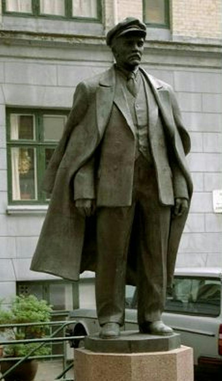 Lenin-statuen på Arbejdermuseet. - Foto: Ole Buntzen 