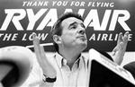 Direktør Michael O'Learys Ryanair tjener penge på billige billetter og lave lønninger. - Foto: AP 