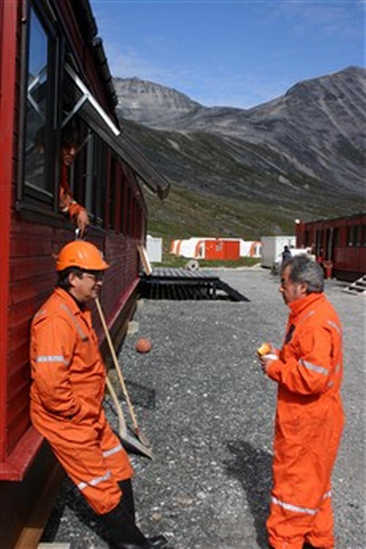 Der er skabt 80 arbejdspladser, hvor halvdelen er besat af grønlændere og resten af canadiere, danskere, nordmænd, svenskere og australiere. - Foto: Thomas Flesburg 