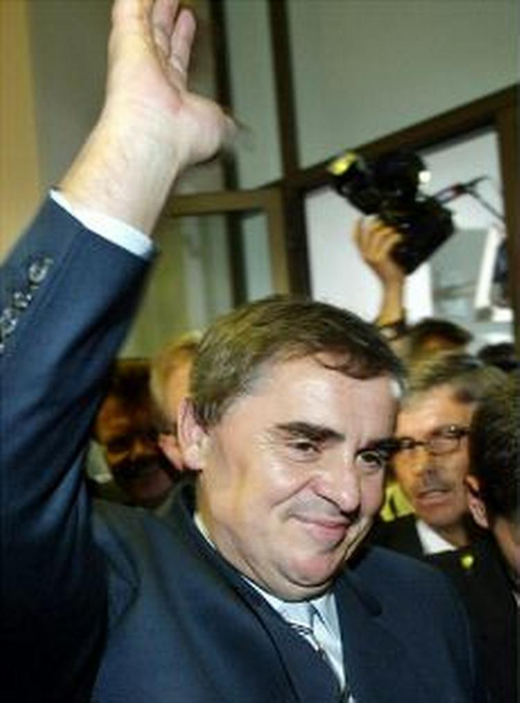 CDUs Peter Müller jubler. - Foto: AP 