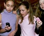 En mobiltelefon er vigtig for nutidens børn, påpeger flere forskere. - Arkivfoto: Mette Ragner 