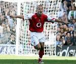 Ljungberg jubler efter målet til 1-0 mod Fulham. - Foto: AP 