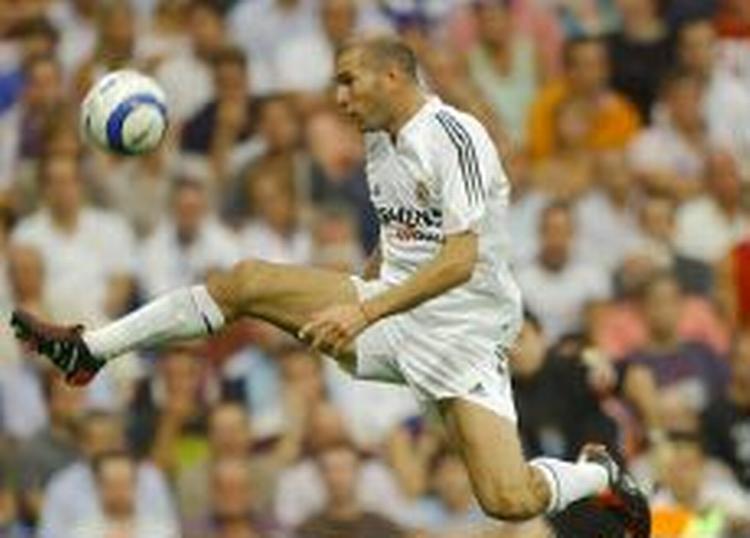 Stilstudie af franske Zidane, der leverede mange smukke detaljer, men manglede præcision i afslutningerne. - Foto: AP 