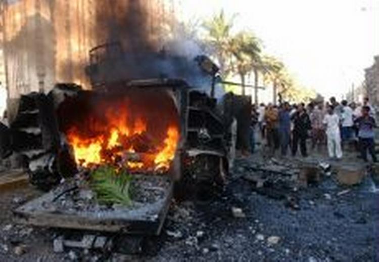 Mindst 39 personer, mange civile, mistede livet søndag i Irak. Heraf 26 alene i hovedstaden. - Foto: AP 