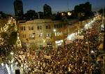 Demonstrationerne i Jerusalem havde over 40.000 deltagere. - Foto: AP 