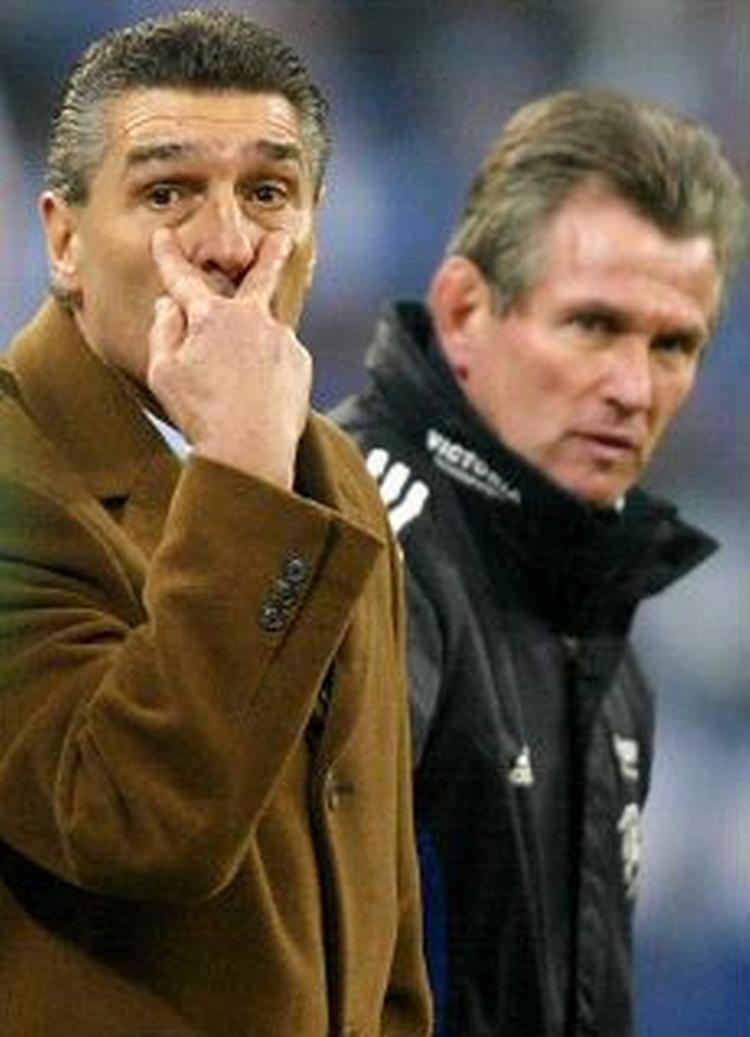 Mens alt endnu var godt: Assauer i forgrunden, Heynckes bag ved. - Foto: AP 