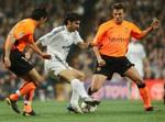 Valencia var på vej til en vigtig sejr mod Real Madrid sidste sæson, da dommeren så et straffespark ingen andre kunne se. Den luftspejling ender nu i retten. - Foto: AP 
